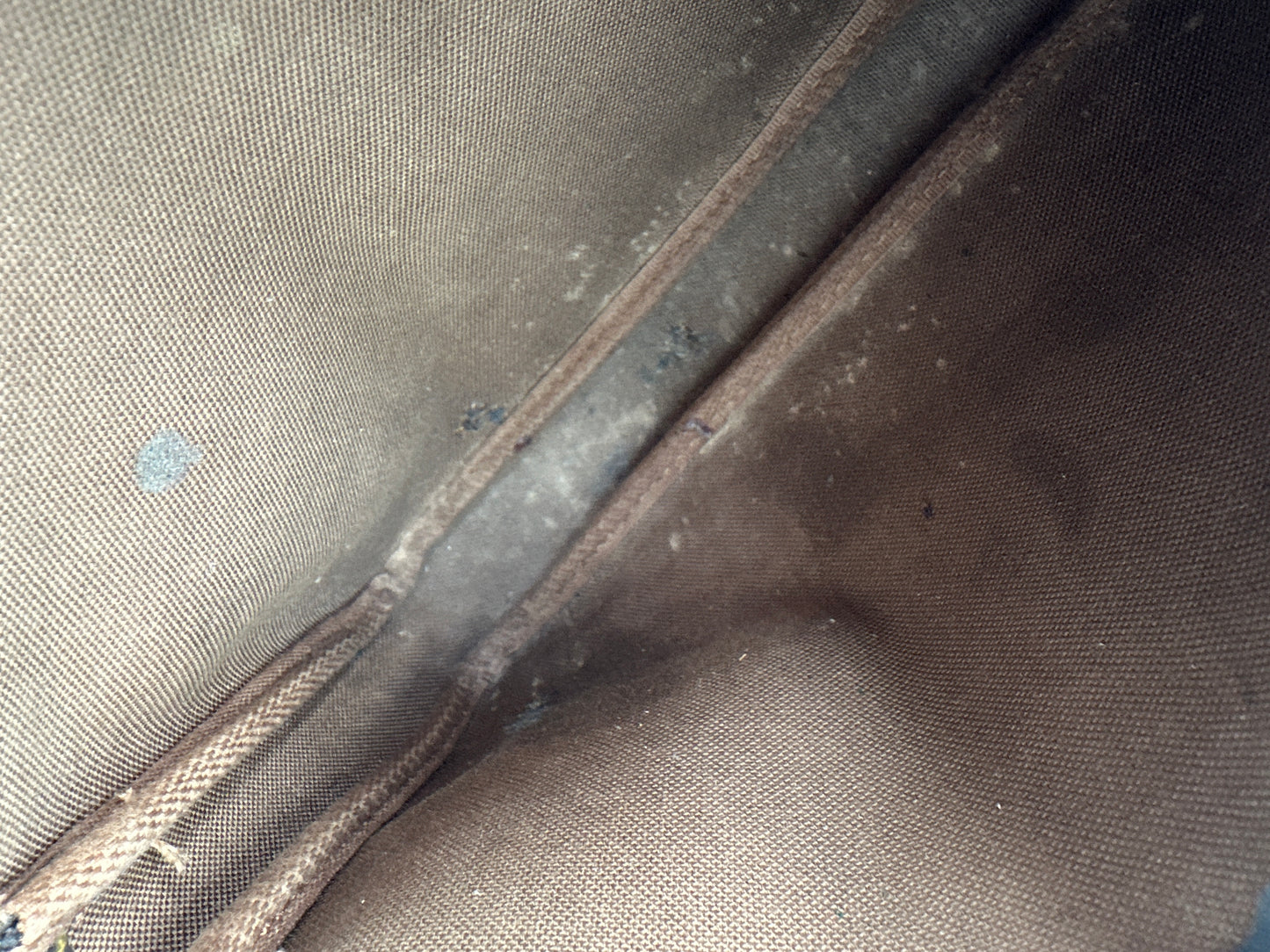 Vintage Louis Vuitton Pochette Accessoires Bag