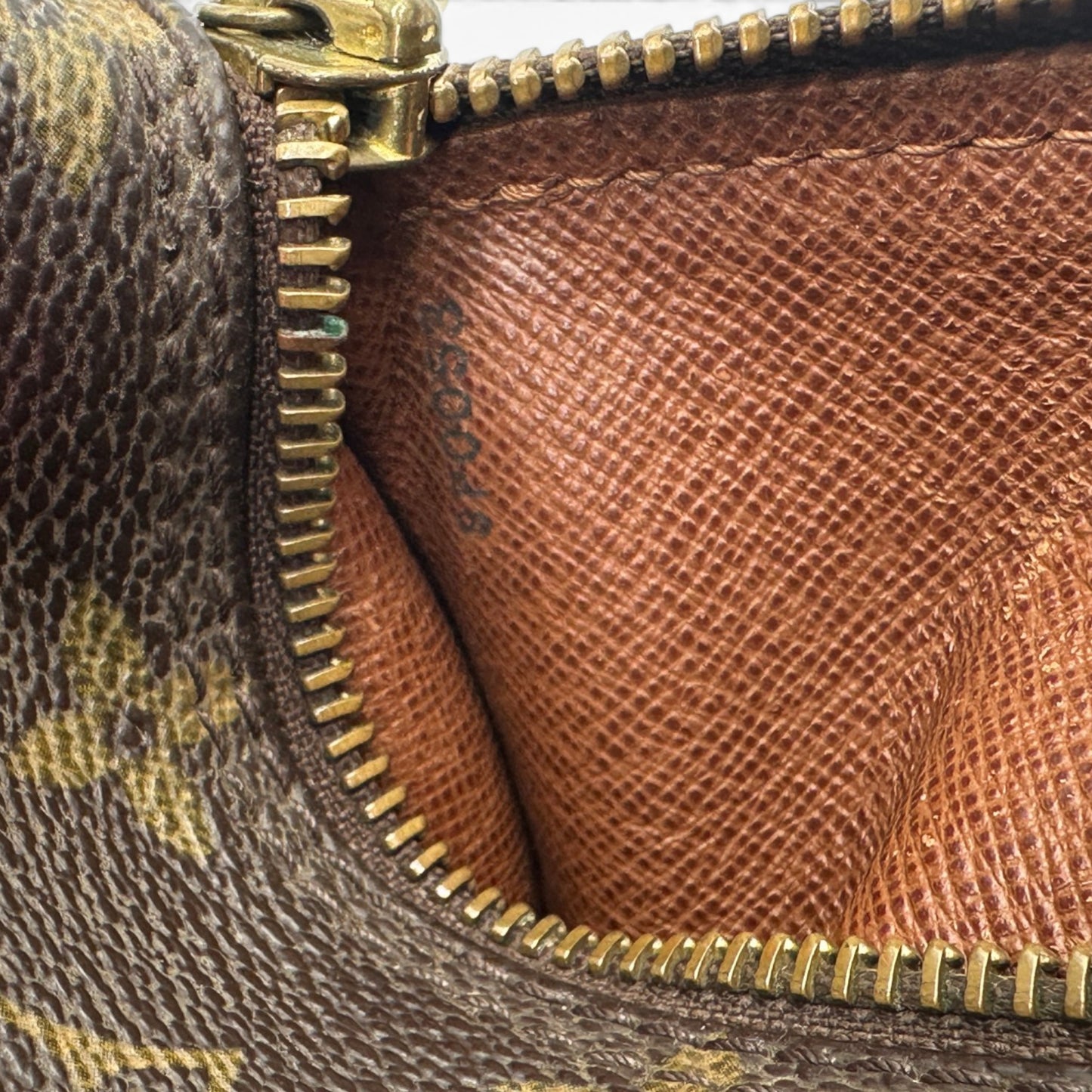 Vintage Louis Vuitton Papillon 30 Handbag