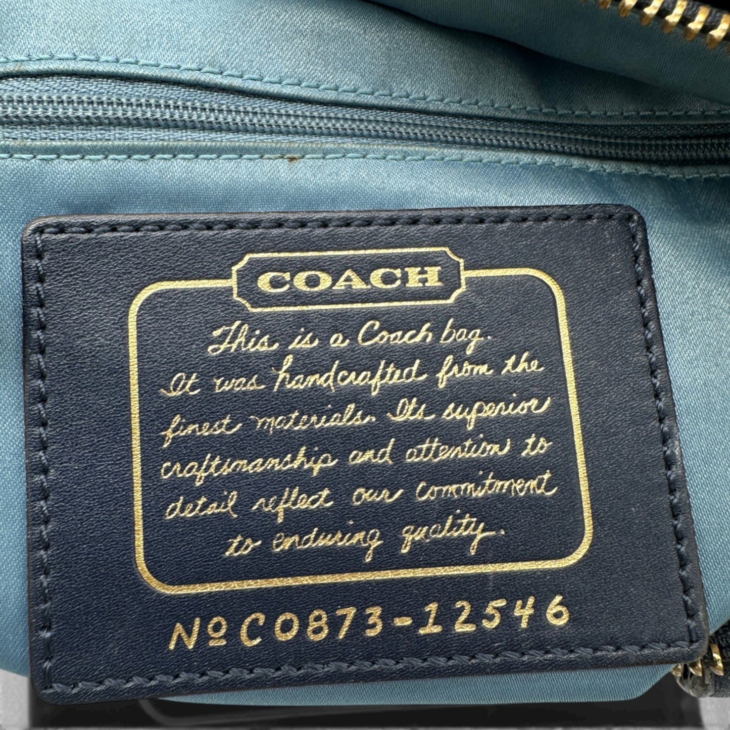 Sac cabas vintage Coach 12546 en denim, porté épaule ou bandoulière