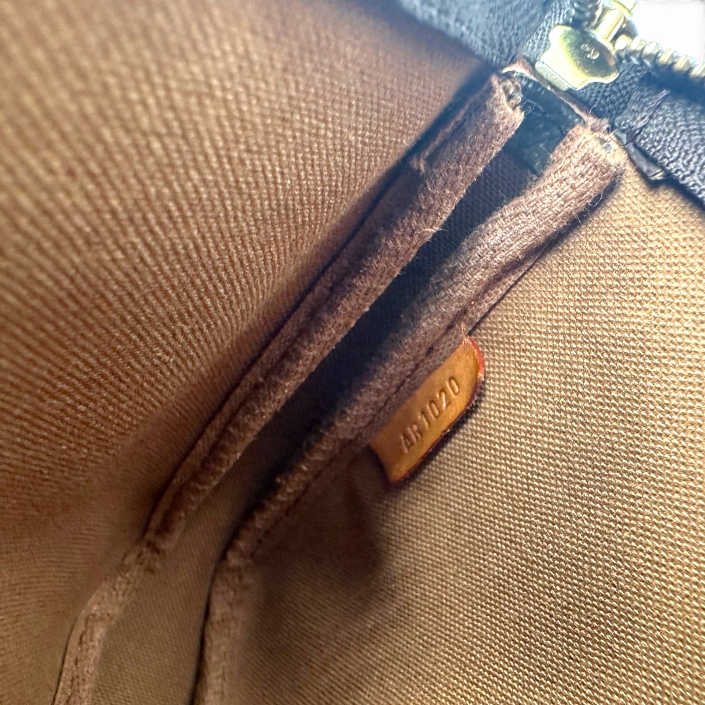 Vintage Louis Vuitton Pochette Accessoires Sac à bandoulière