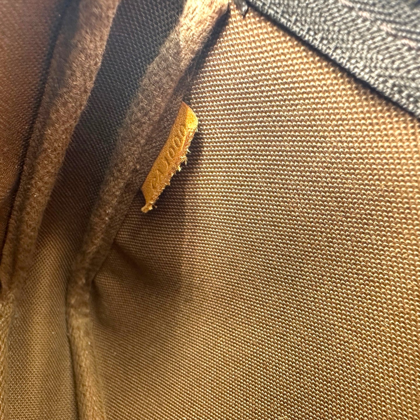 Vintage Louis Vuitton Pochette Accessoires Bag