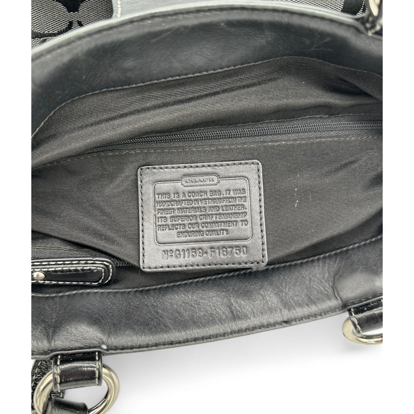 Vintage Coach F18750 Soho Buckle Tote Shoulder Bag