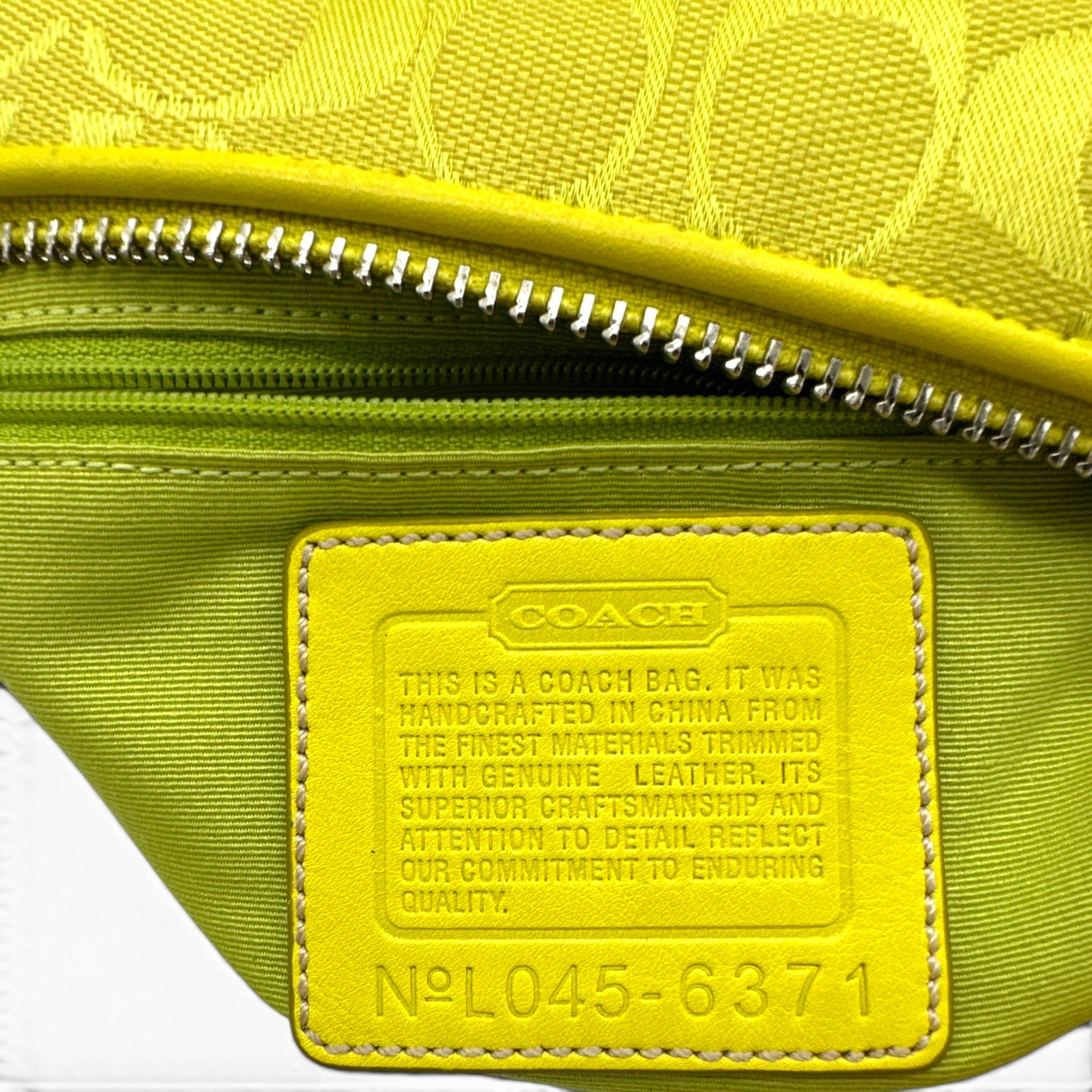 Vintage Coach 6371 East West Baguette Shoulder Bag