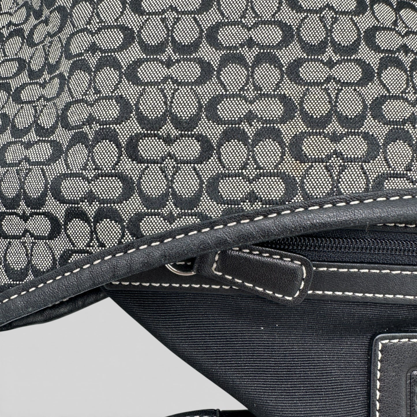 Sac bandoulière vintage Coach 6026 Croissant Soho