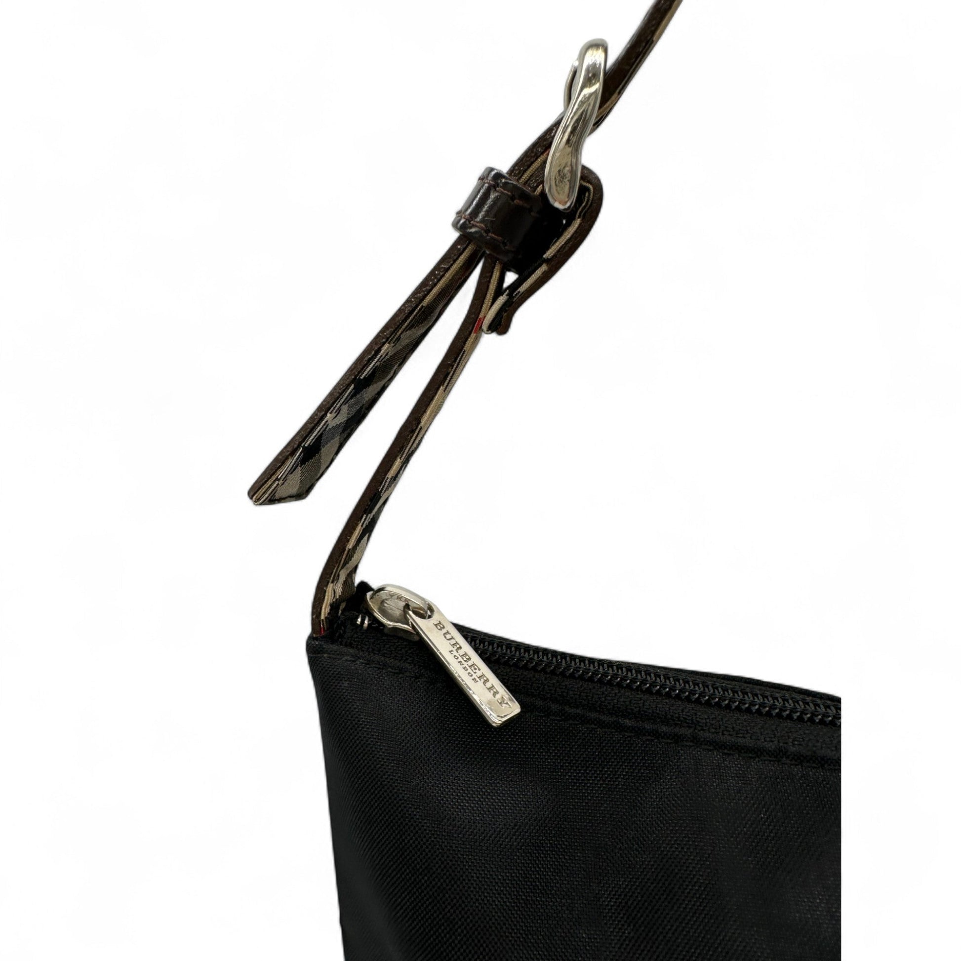 Vintage Burberry Black Nylon Shoulder Bag - Thanks it's Vintage
