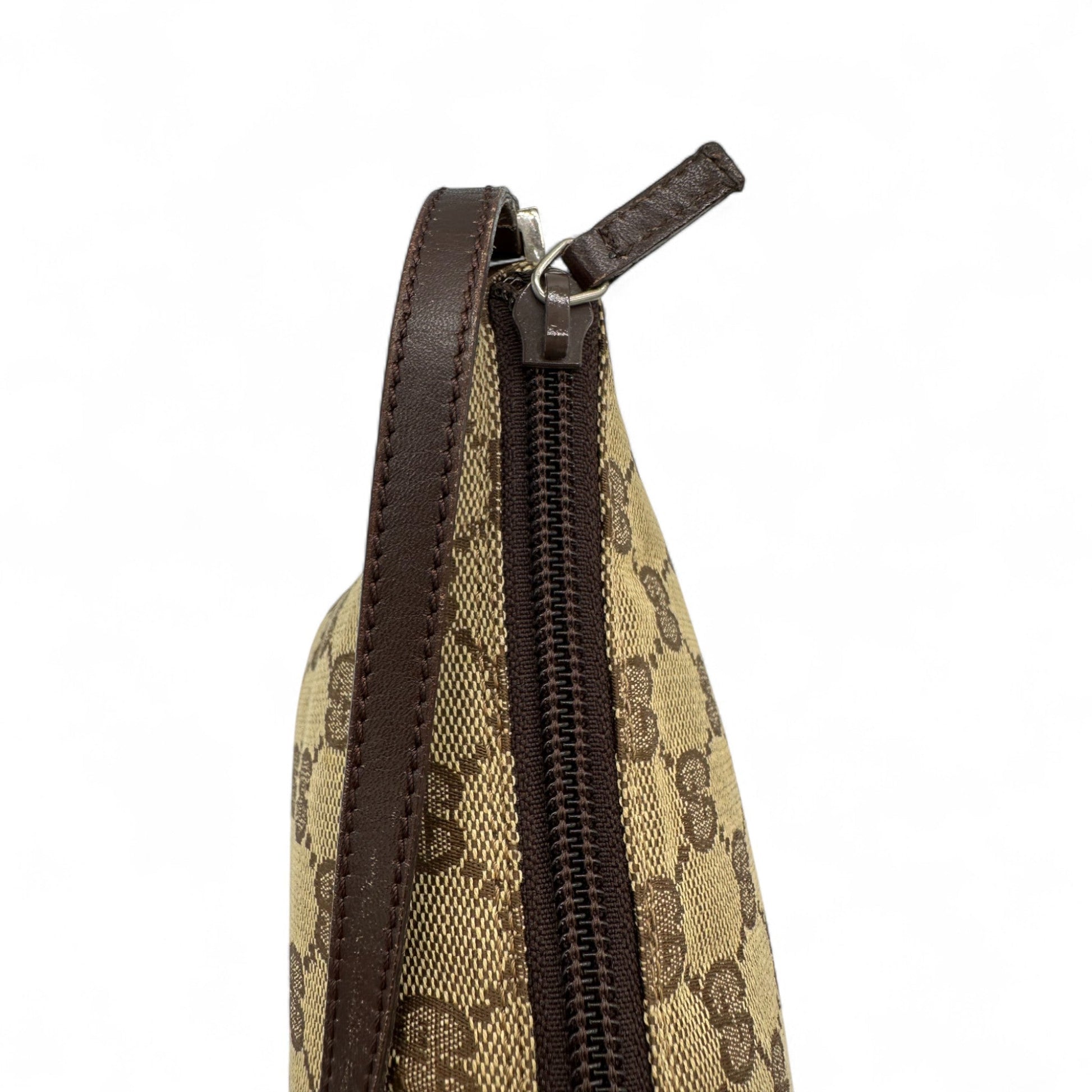 Vintage Gucci Boat Pochette Shoulder Bag - Thanks it's Vintage