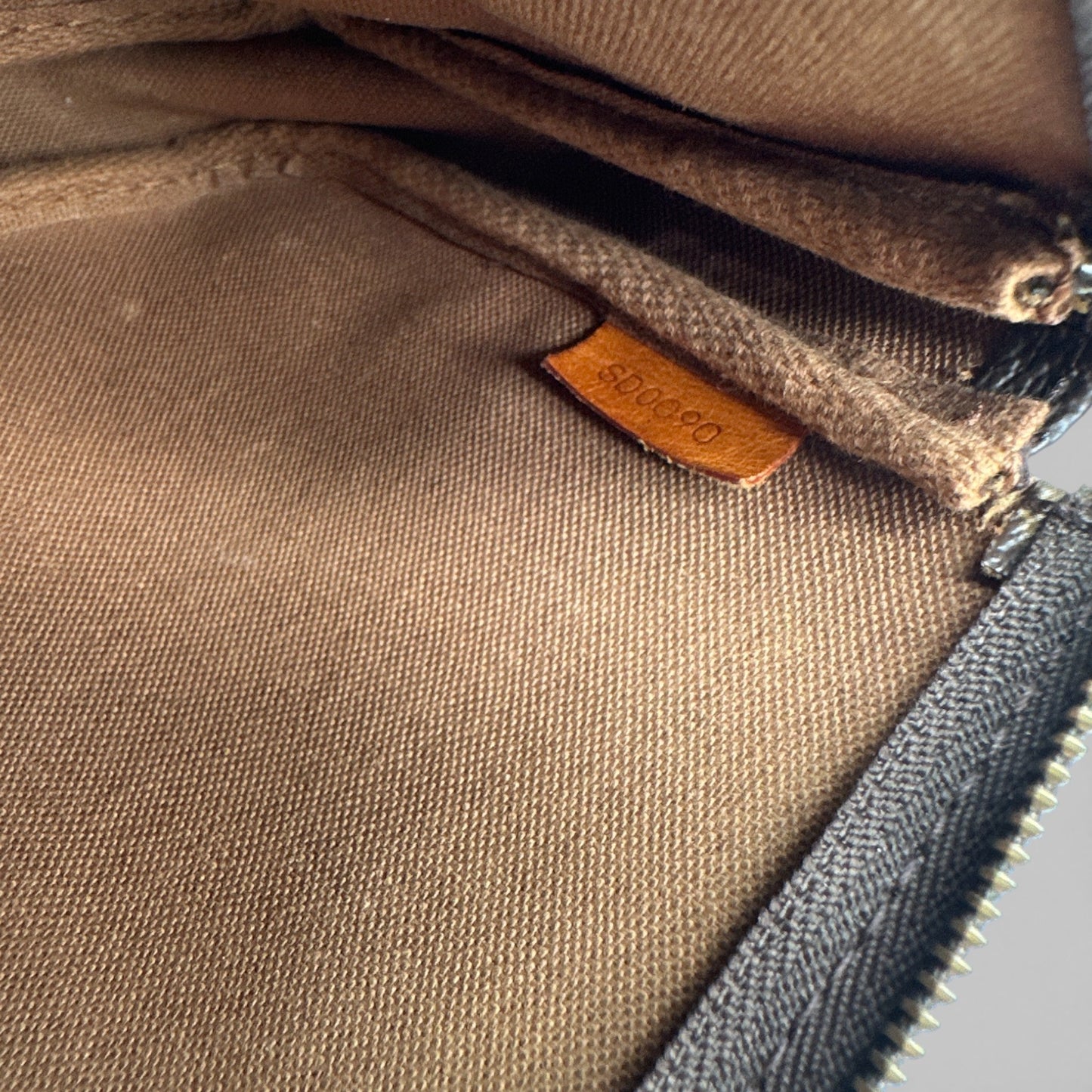 Vintage Louis Vuitton Mini Pochette Accessoires Bag - Thanks it's Vintage