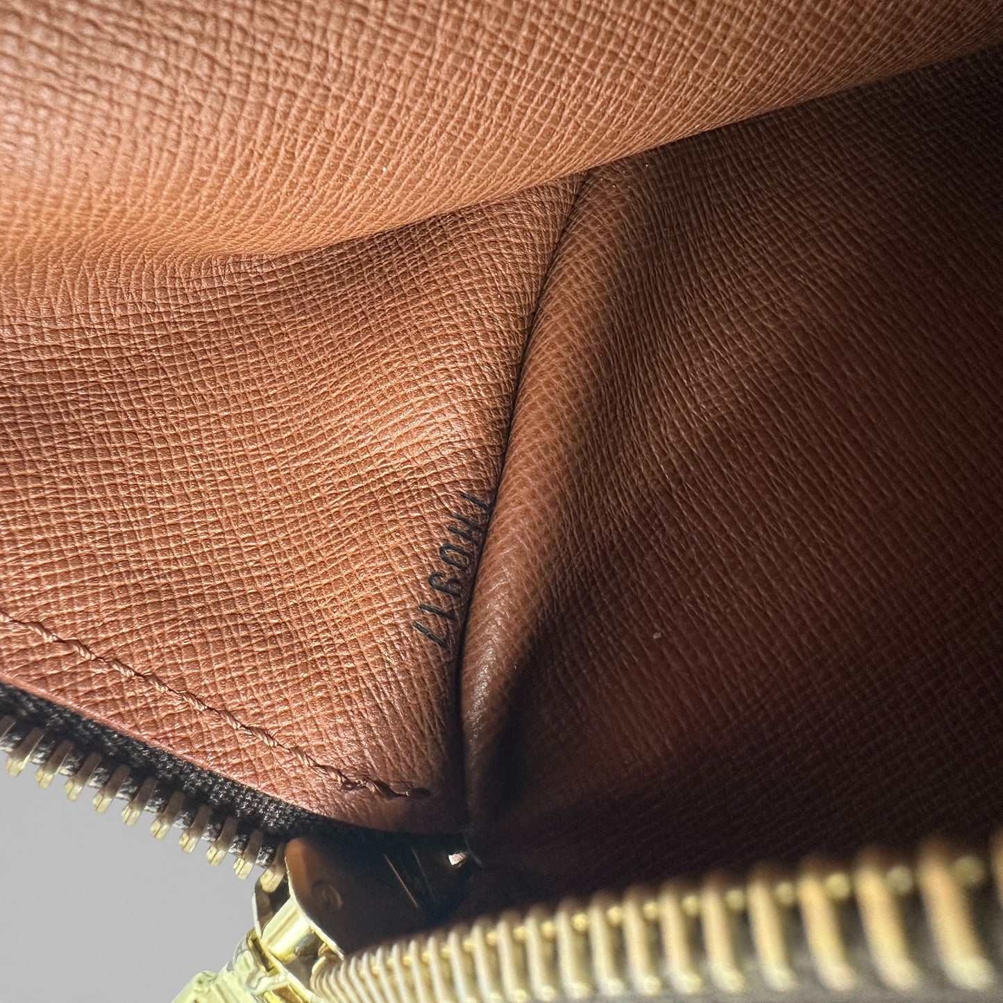 Vintage Louis Vuitton Papillon 30 Handbag - Thanks it's Vintage