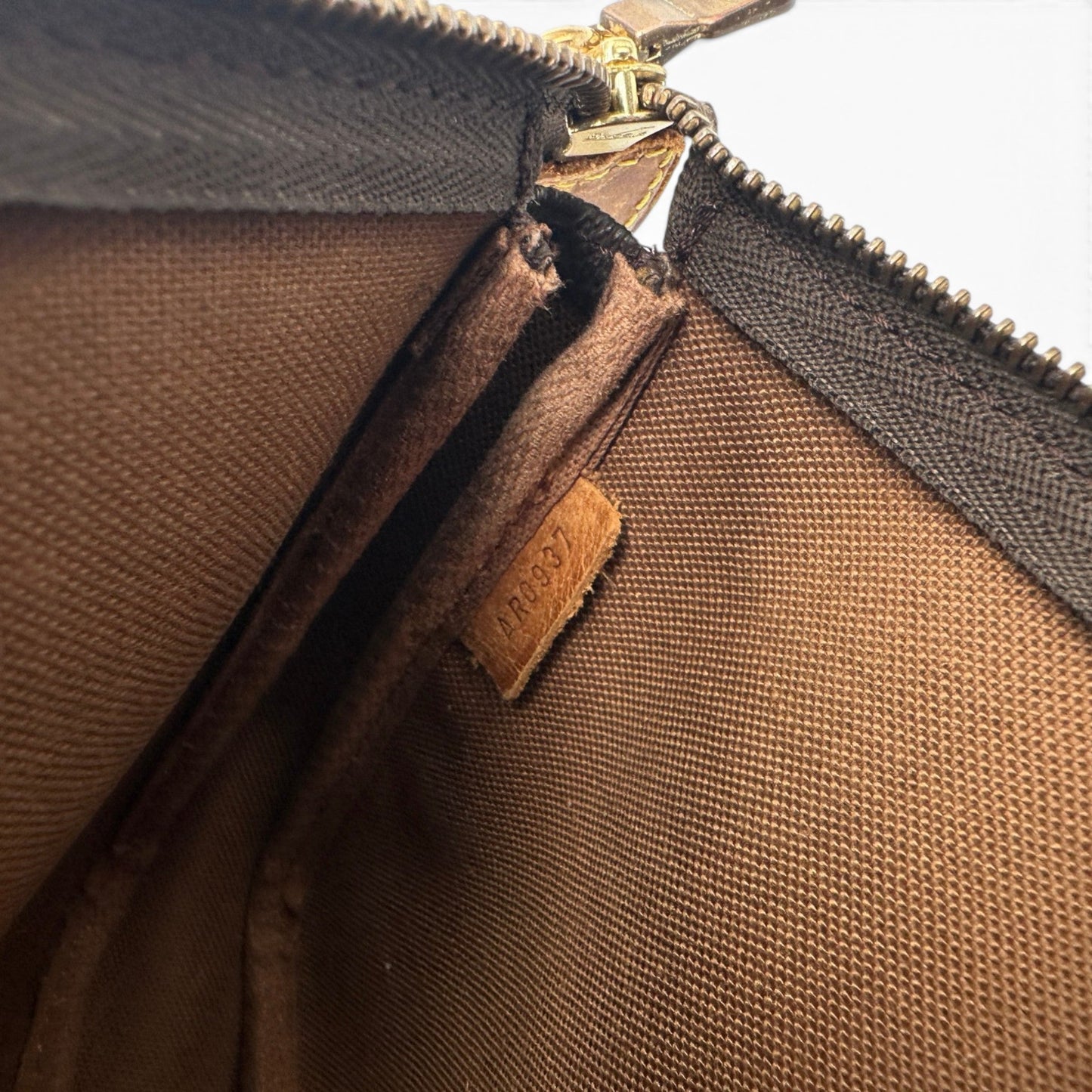 Vintage Louis Vuitton Pochette Accessoires Bag - Thanks it's Vintage