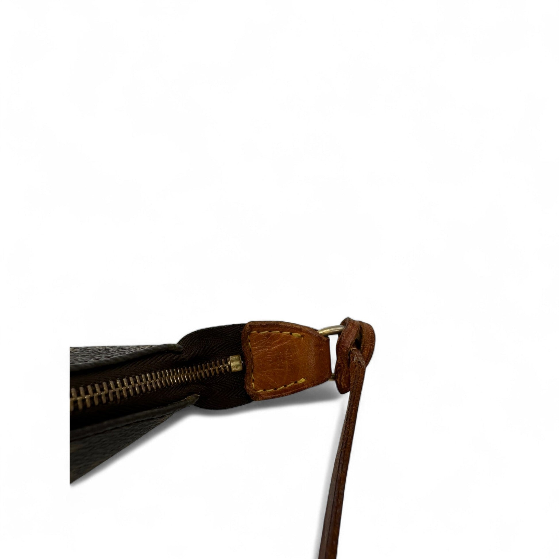 Vintage Louis Vuitton Pochette Accessoires in Monogram - Thanks it's Vintage