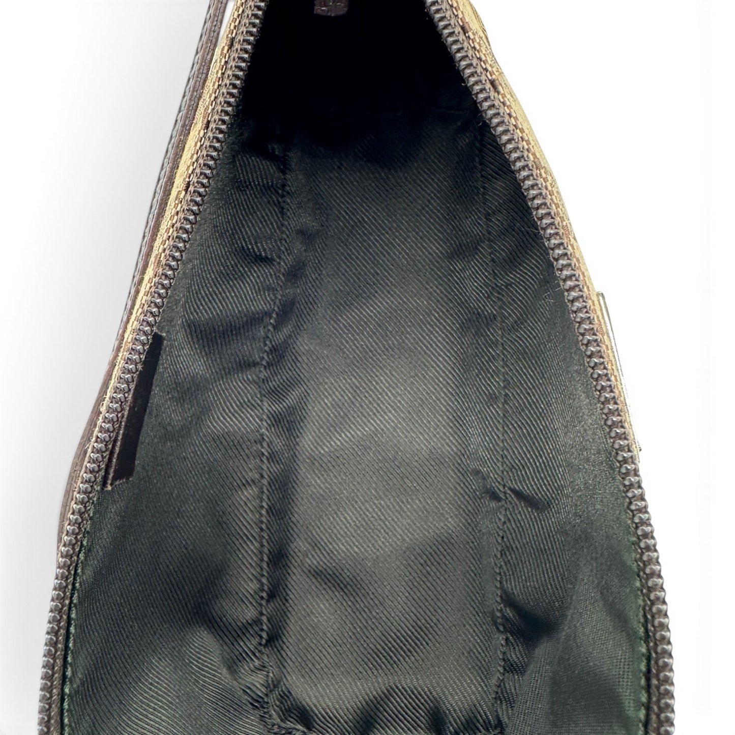 Gucci Boat Pochette 07198 Shoulder Bag