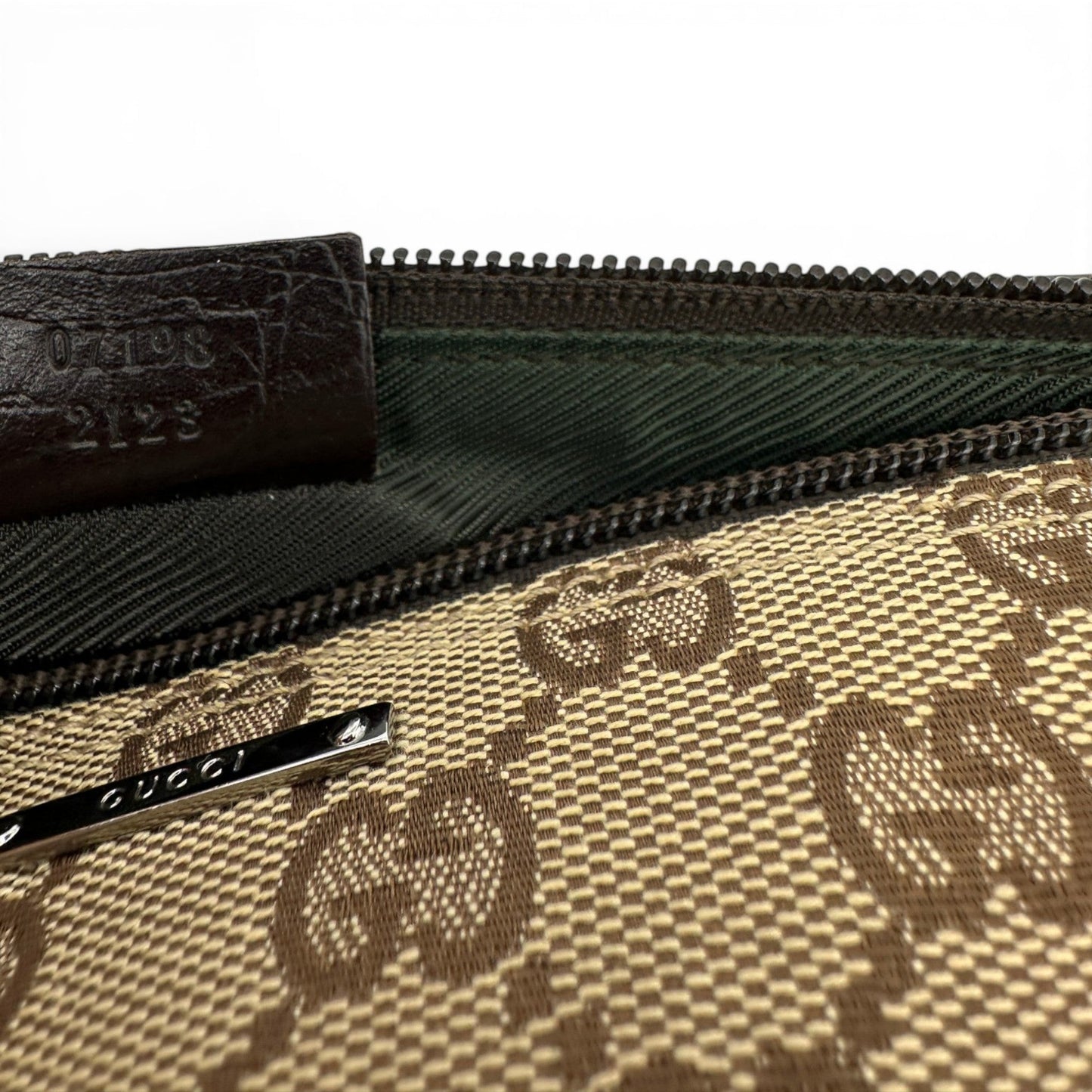Gucci Boat Pochette 07198 Shoulder Bag