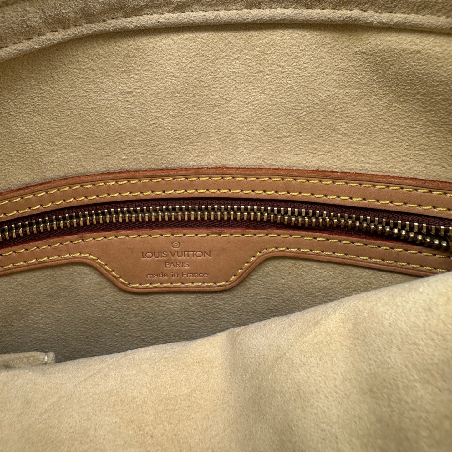 Louis Vuitton Monogram Looping GM