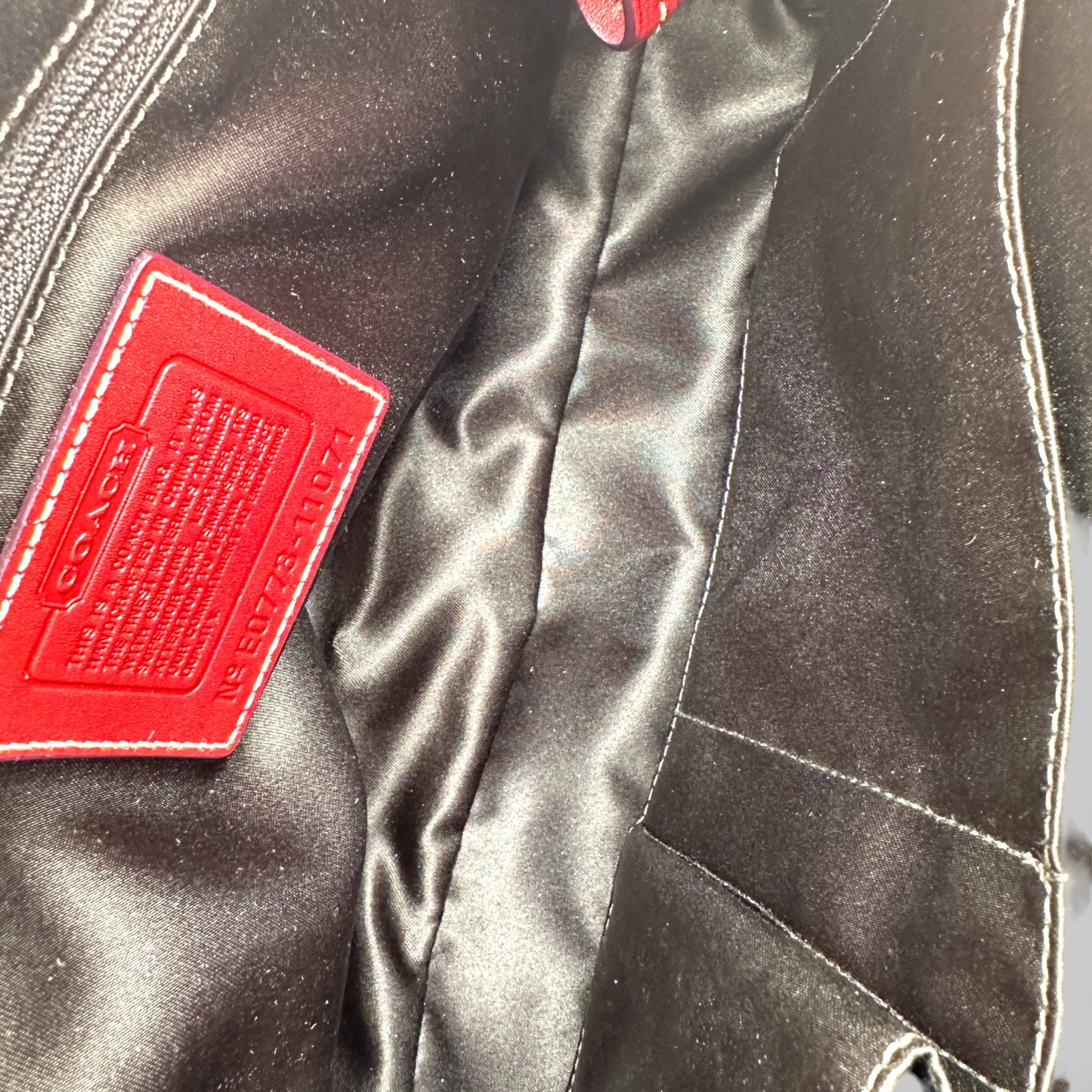 Vintage Coach 11071 Turnlock Monogram Handtasche