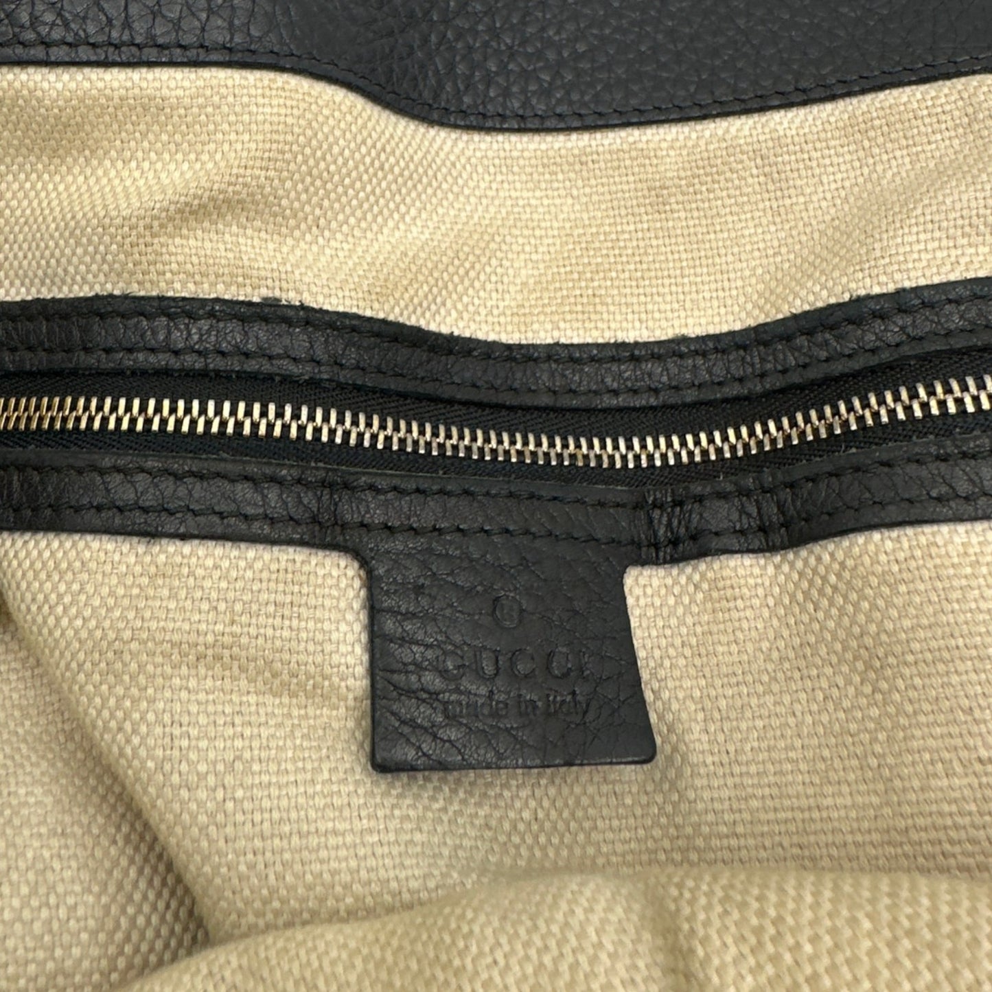 Vintage Gucci Schultertasche aus schwarzem Bambusleder