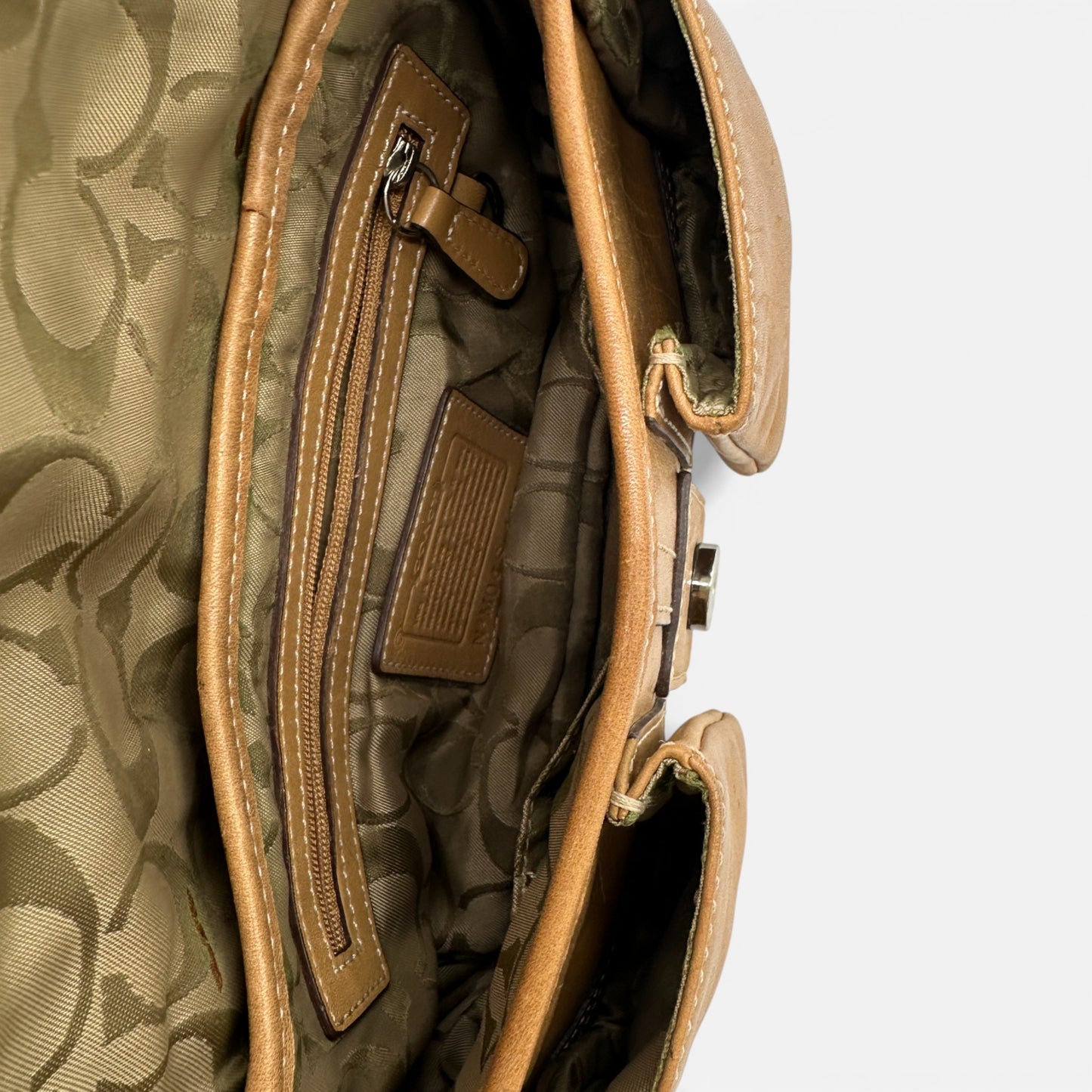 Vintage Coach 1146 Soho Shoulder Bag