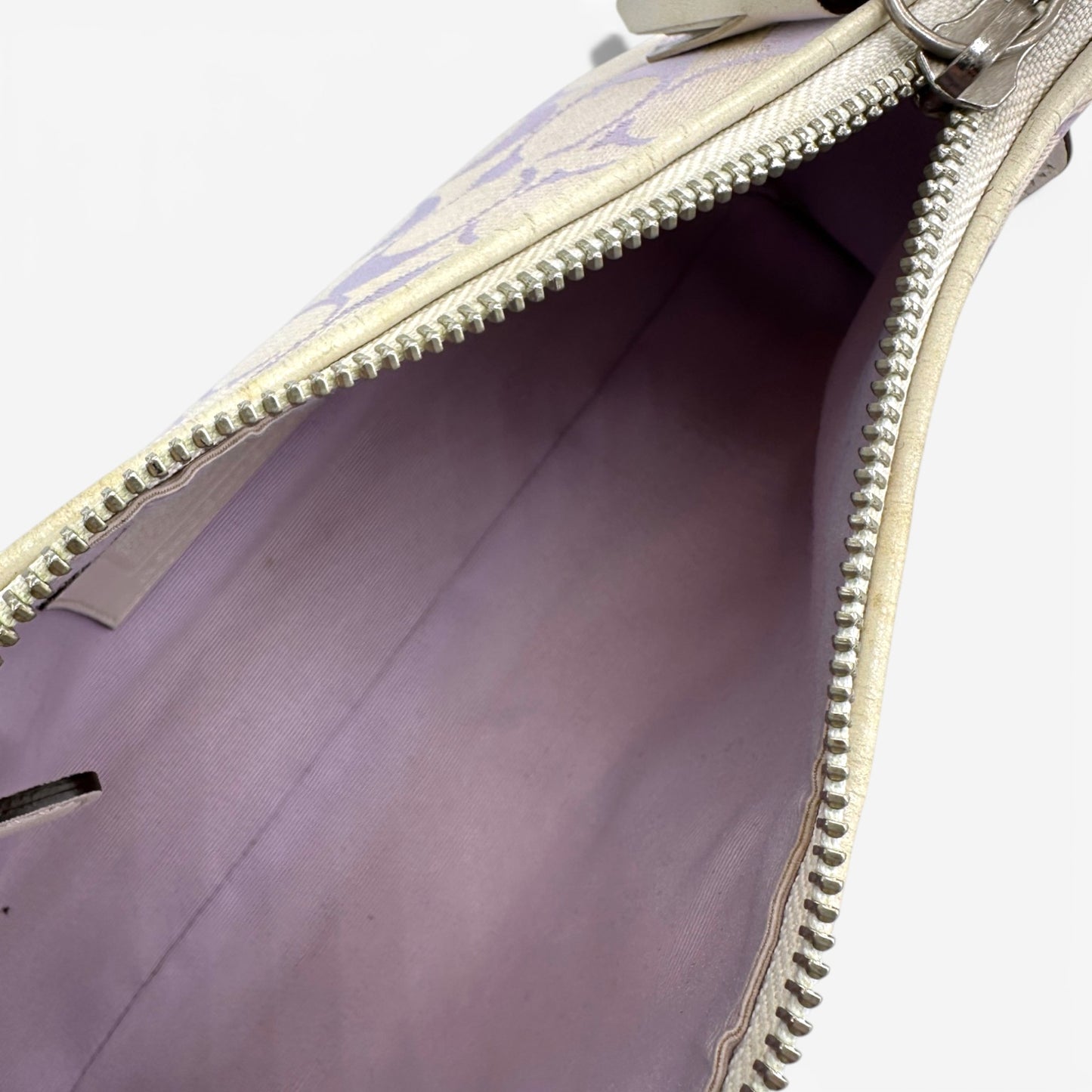 Vintage Coach 8K01 Lilac East West Baguette Shoulder Bag