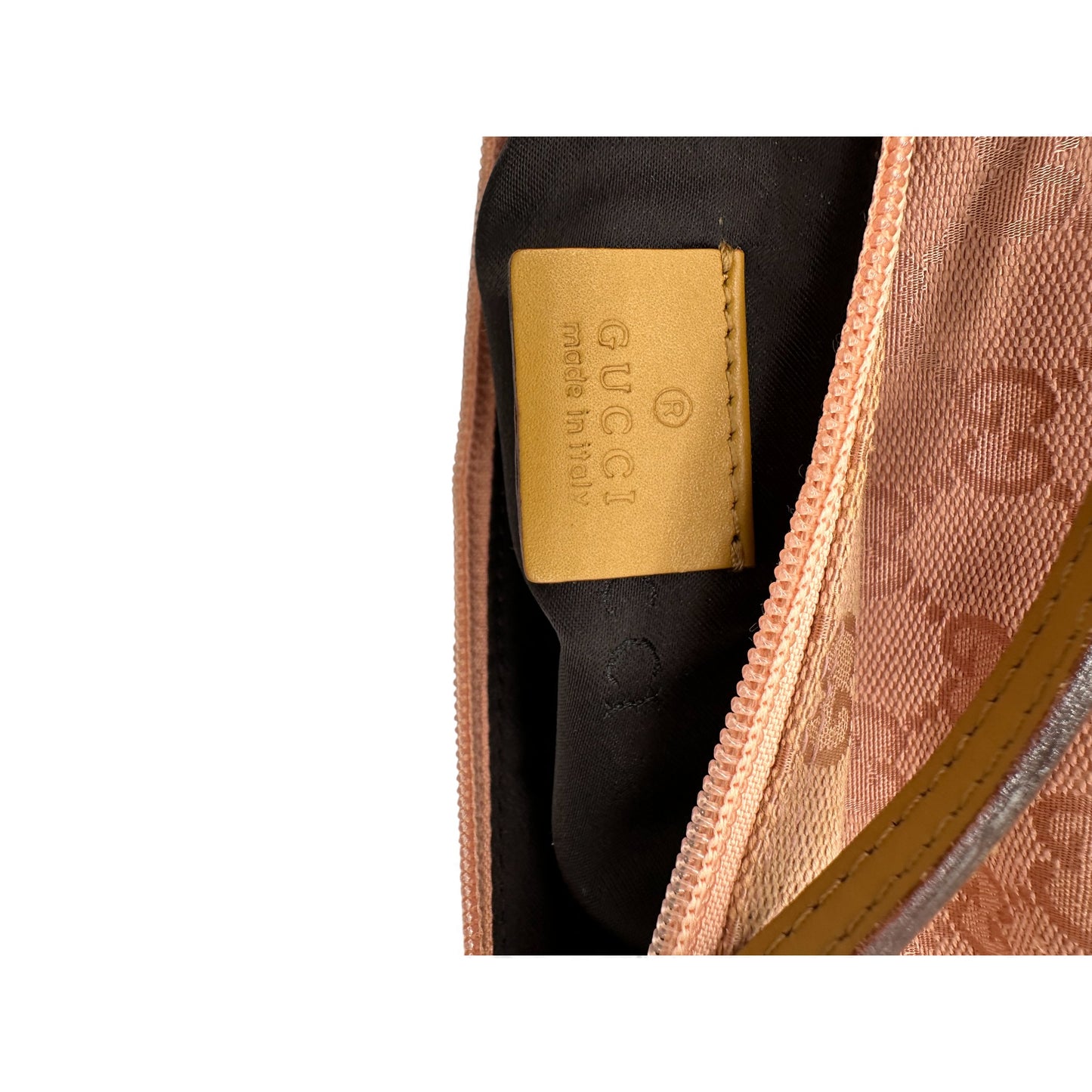 Vintage Gucci Pink Boat Pochette Shoulder Bag