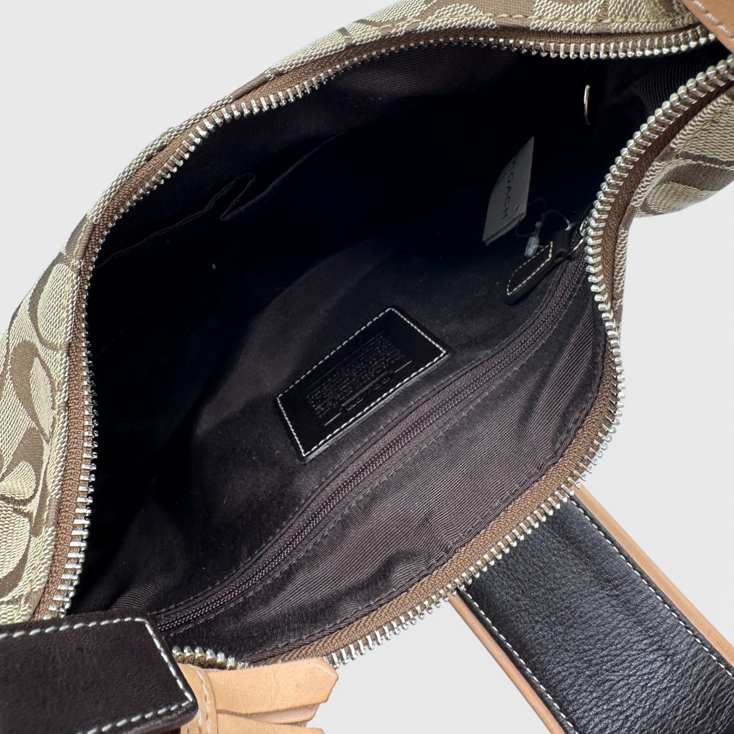 Vintage Coach 6824 Soho Shoulder Bag