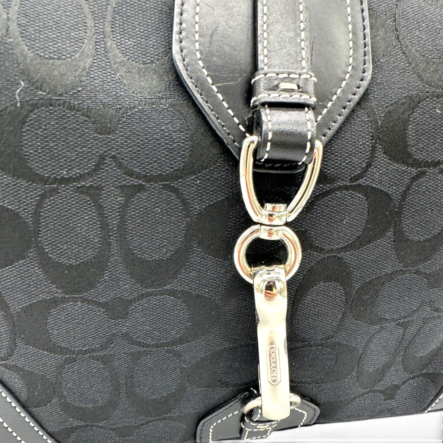 Vintage Coach 8K03 Hampton Clip Shoulder Bag