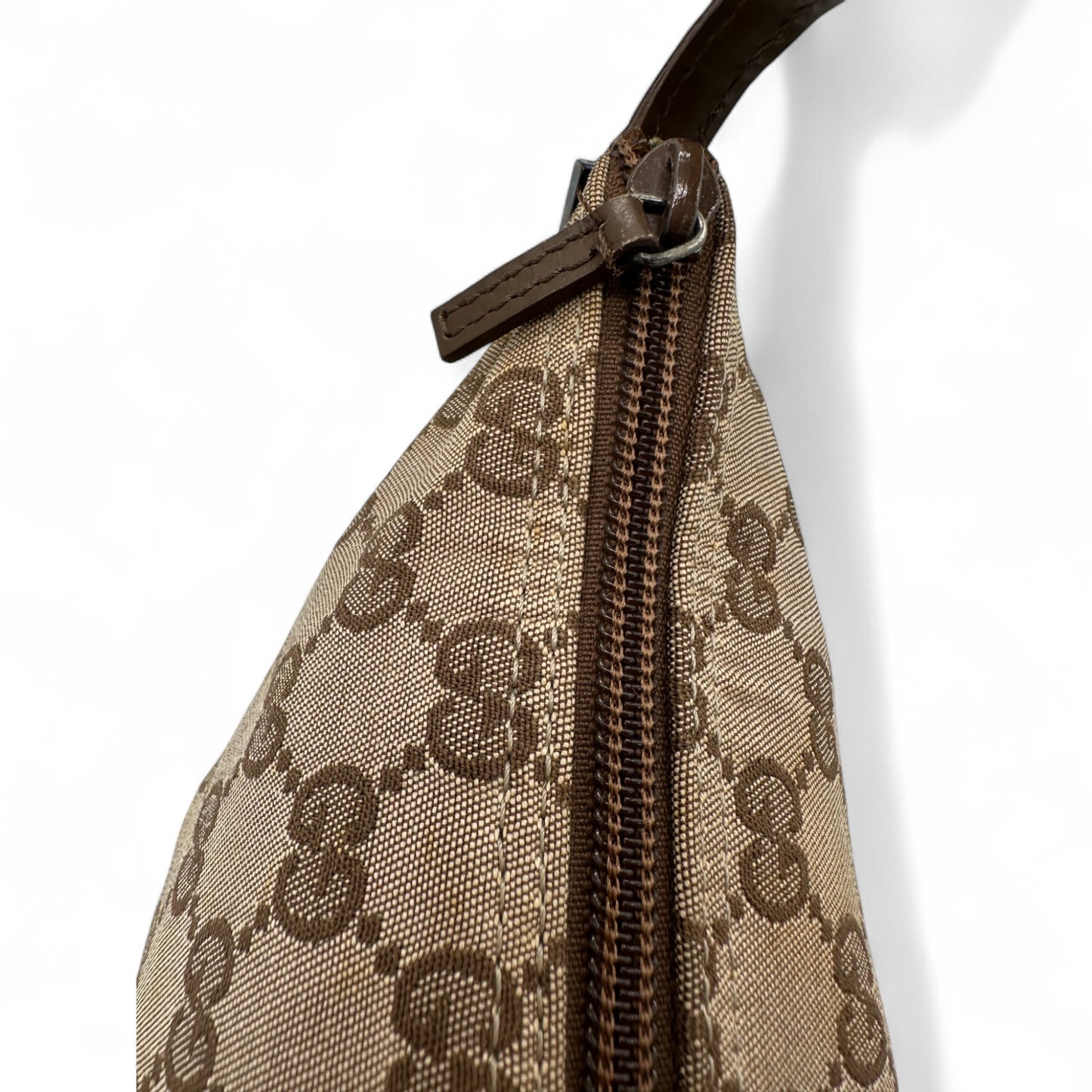 Vintage Gucci Boat Pochette Shoulder Bag