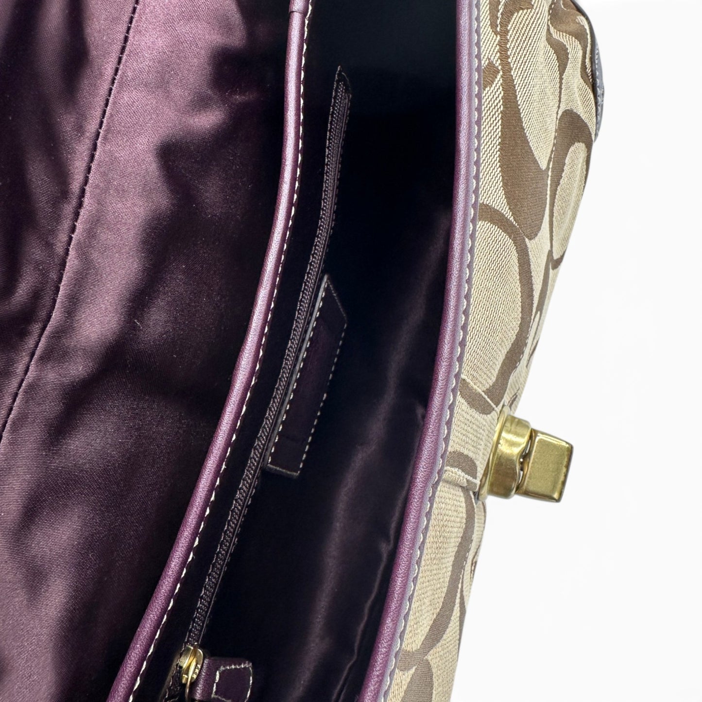 Sac bandoulière vintage Coach 11257 à rabat ergonomique
