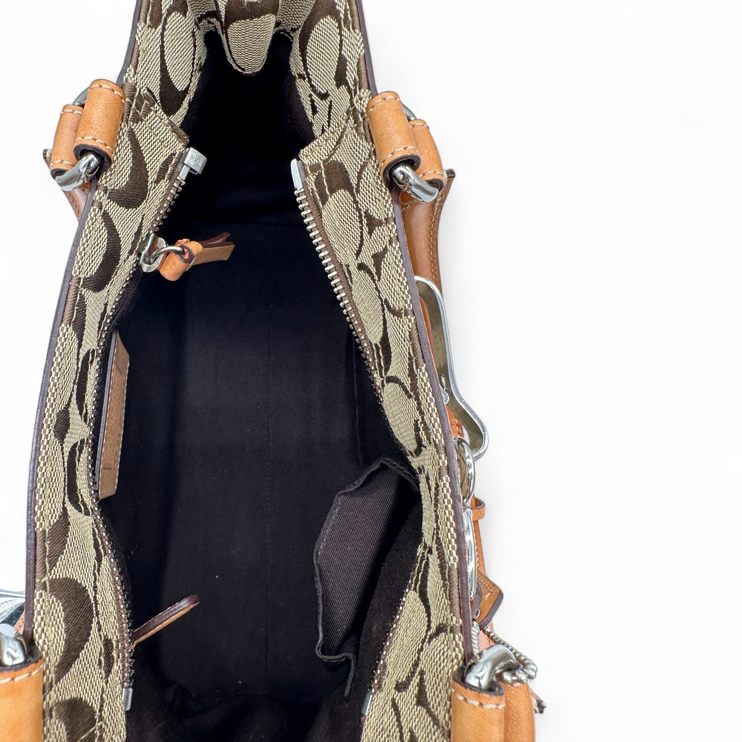 Vintage Coach 8K06 Hampton Clip Handbag