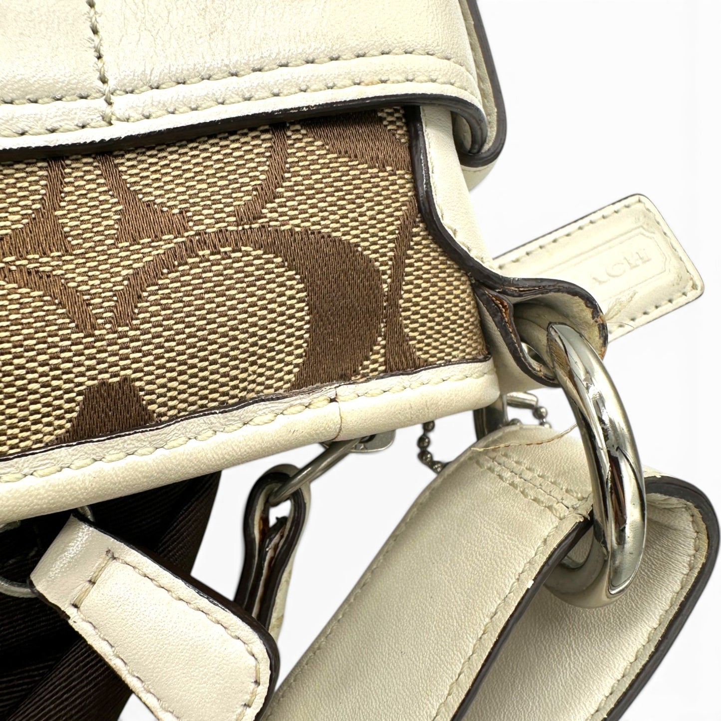 Vintage Coach 7077 Soho Shoulder Bag