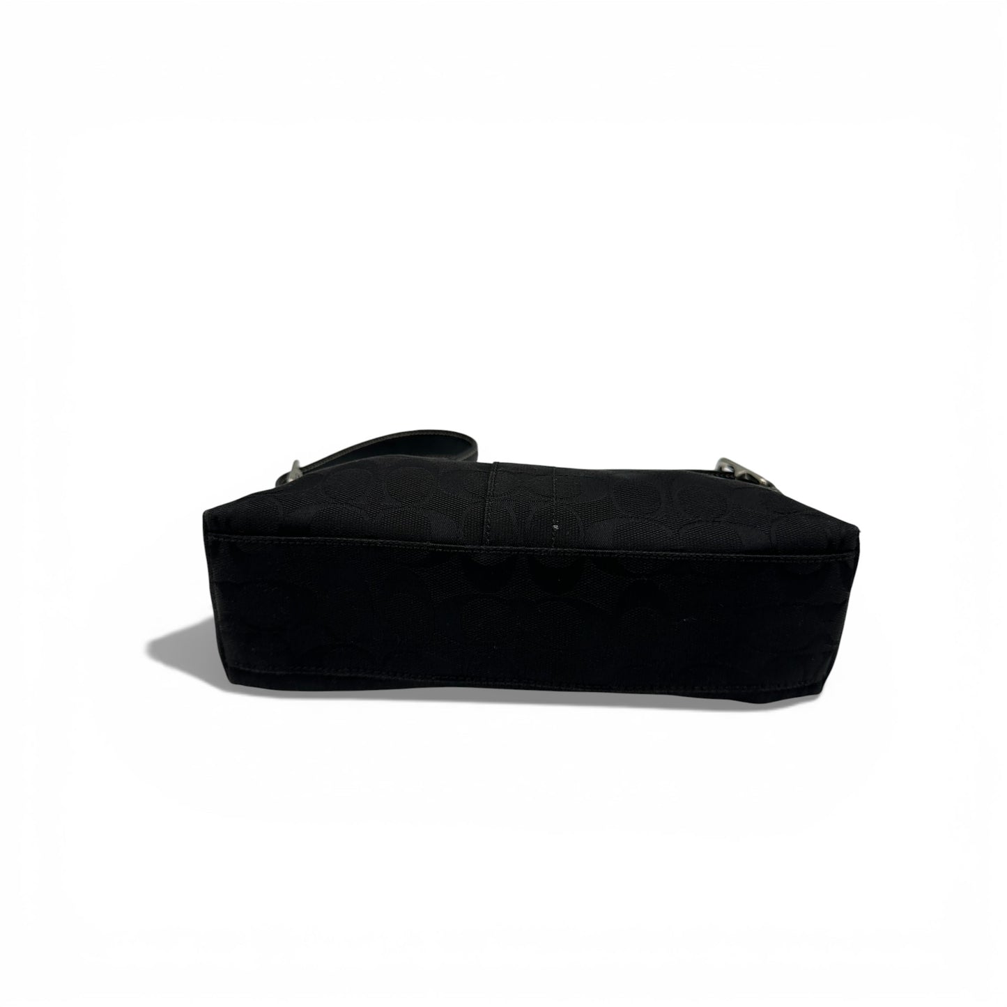 Vintage Coach 6371 East West Baguette Shoulder Bag