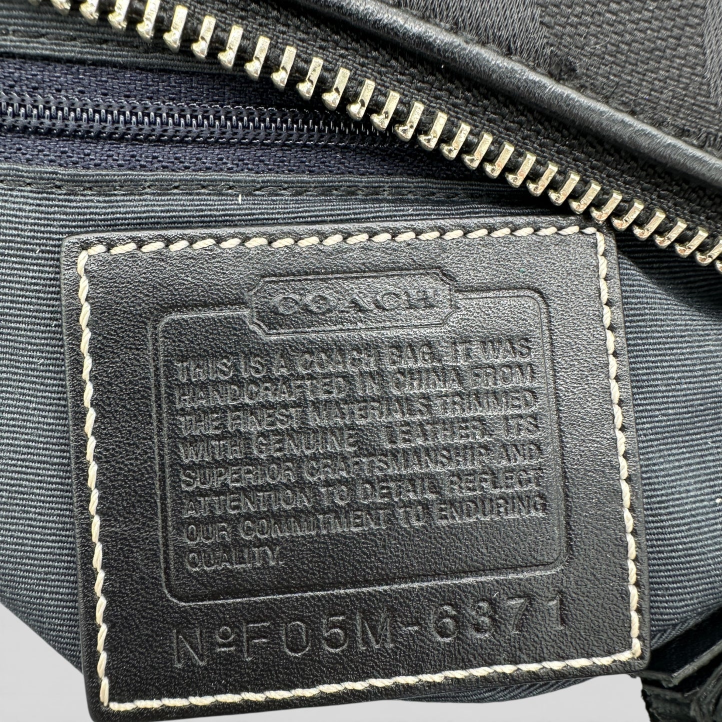 Vintage Coach 6371 East West Baguette Shoulder Bag