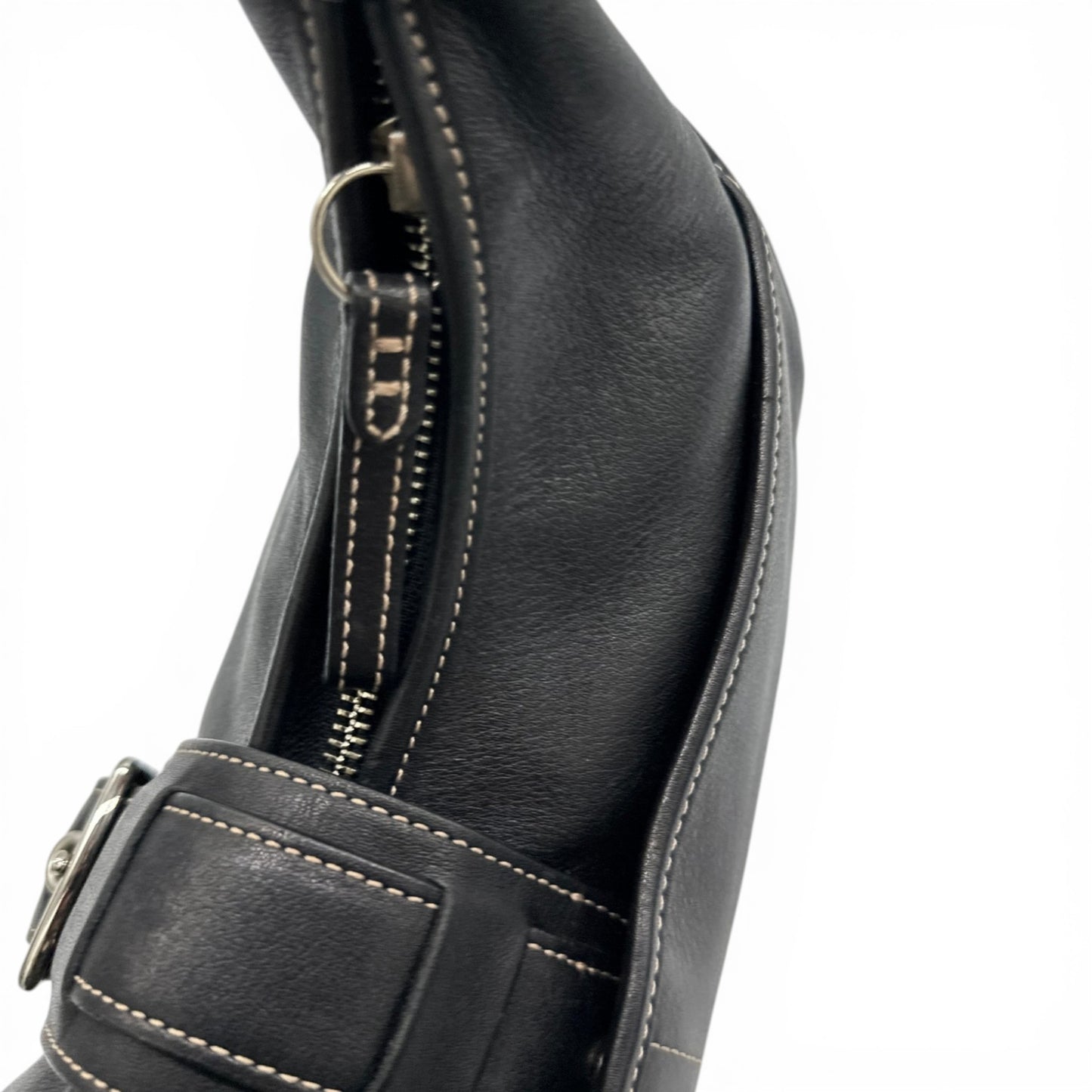 Sac à bandoulière vintage Coach 7548 Soho en forme de demi-lune