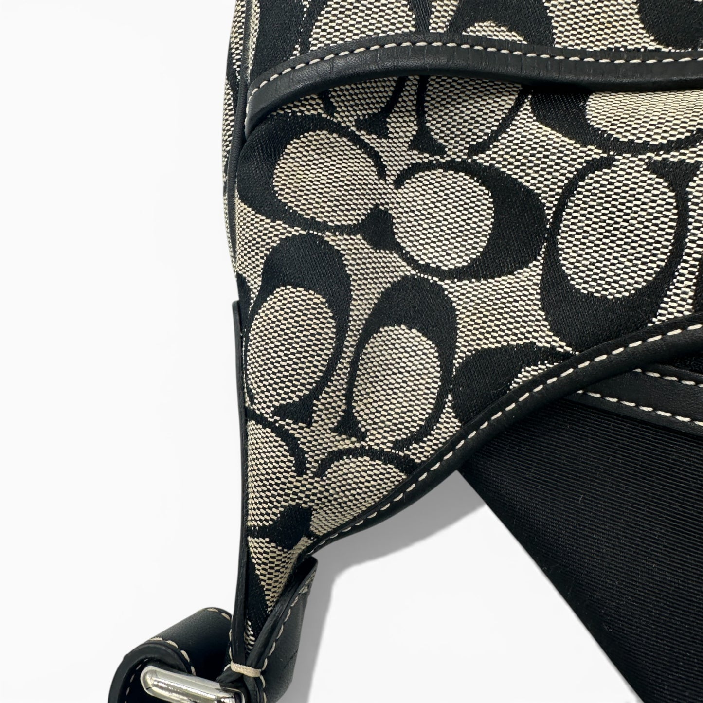 Vintage Coach 6363 Soho Crescent Shoulder Bag