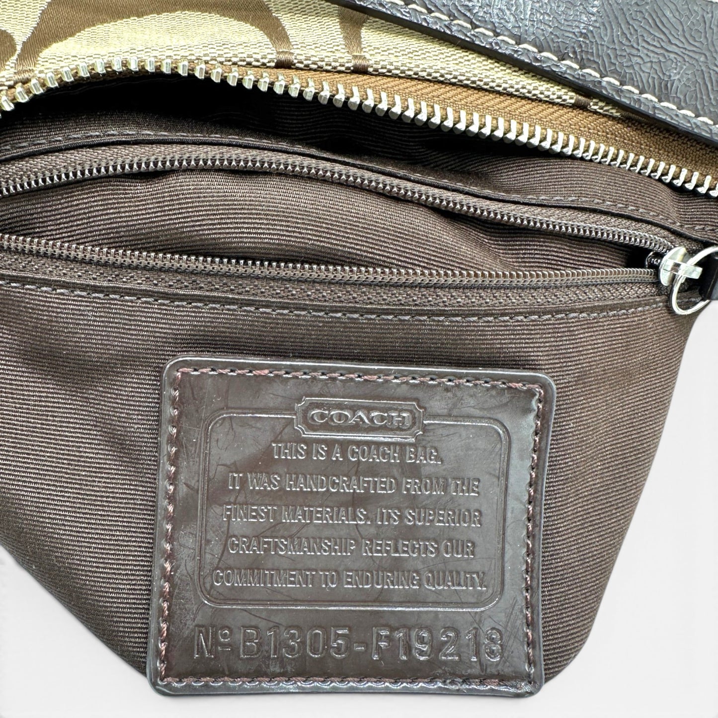 Vintage Coach F19218 Shoulder Bag