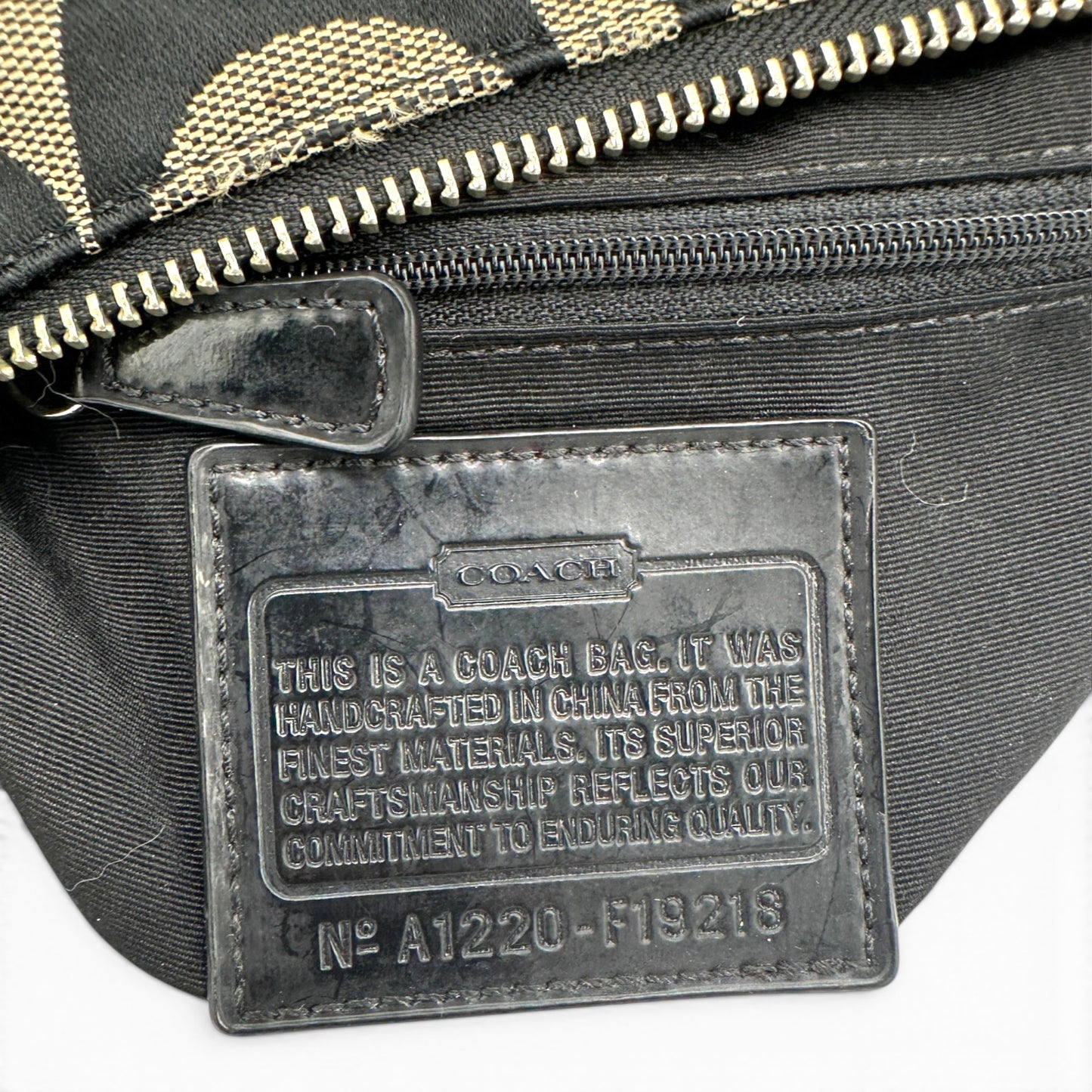 Vintage Coach F19218 Shoulder Bag