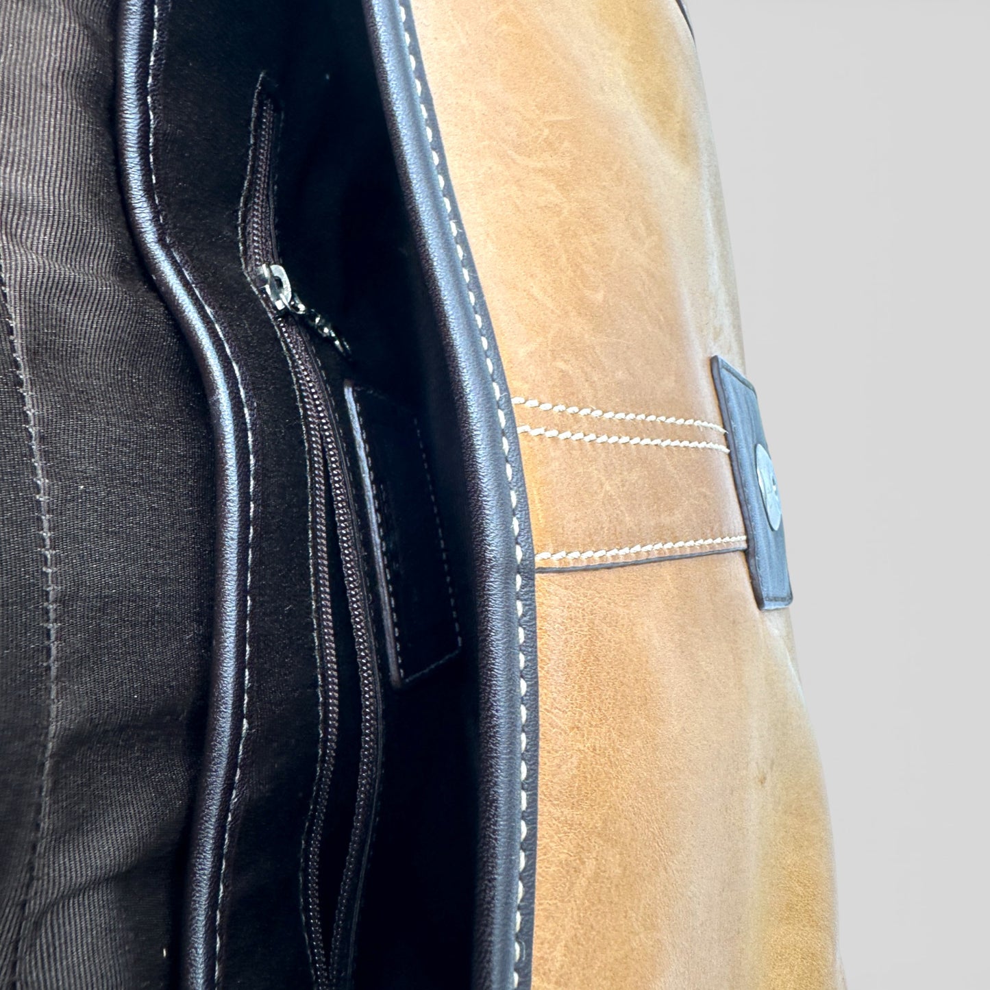 Vintage Coach F10910 Soho Shoulder Bag