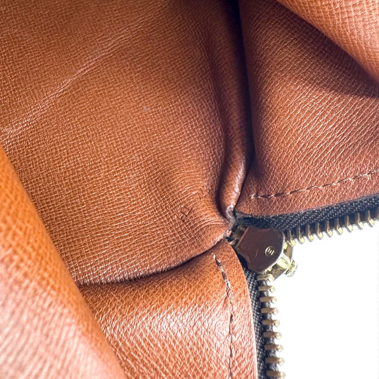 Vintage Louis Vuitton Papillon 30 Handbag