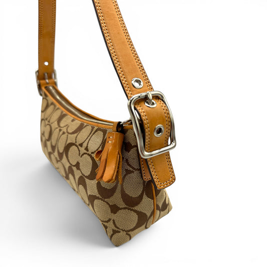 Vintage Coach 8K01 Baguette Shoulder Bag