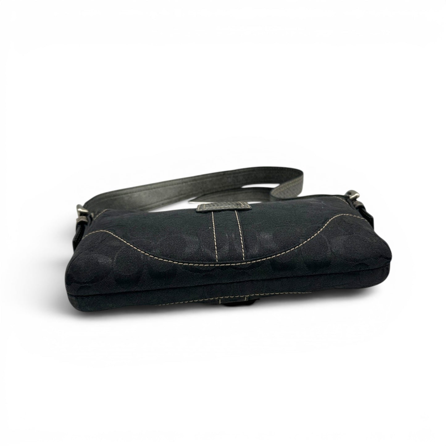 Vintage Coach 8K38 Python Trim Soho Shoulder Bag