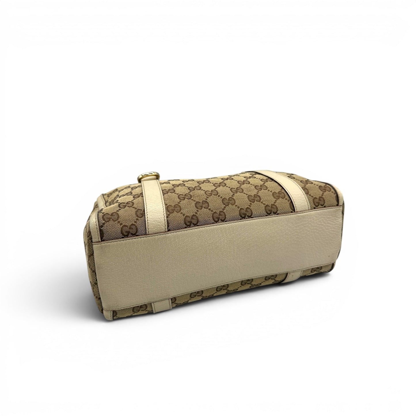 Sac cabas vintage Gucci en bambou monogrammé, grand format, porté épaule