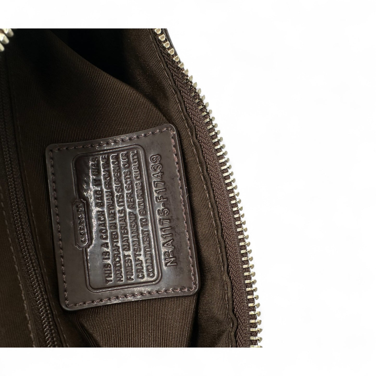 Vintage Coach F17439 Shoulder Bag