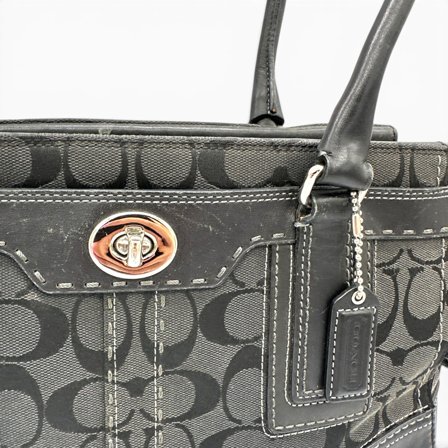 Vintage Coach 11589 Turnlock Handbag