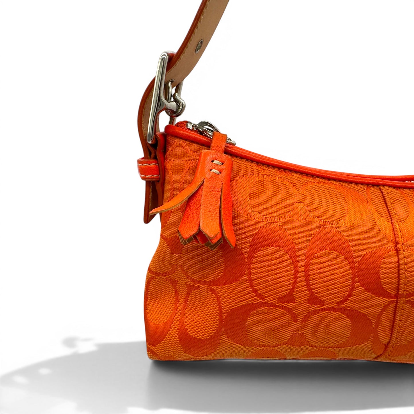 Vintage Coach 6371 East West Baguette Shoulder Bag