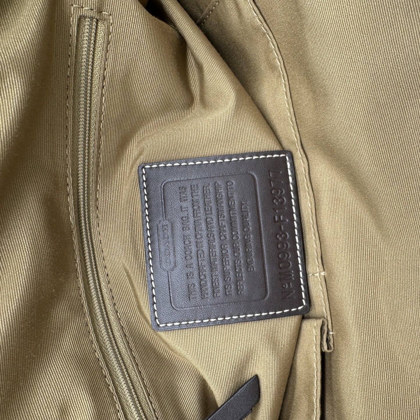 Sac à main vintage Coach F13977 Miranda à fermoir tourniquet