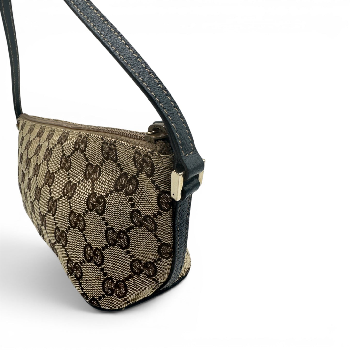 Vintage Gucci Boat Pochette Shoulder Bag