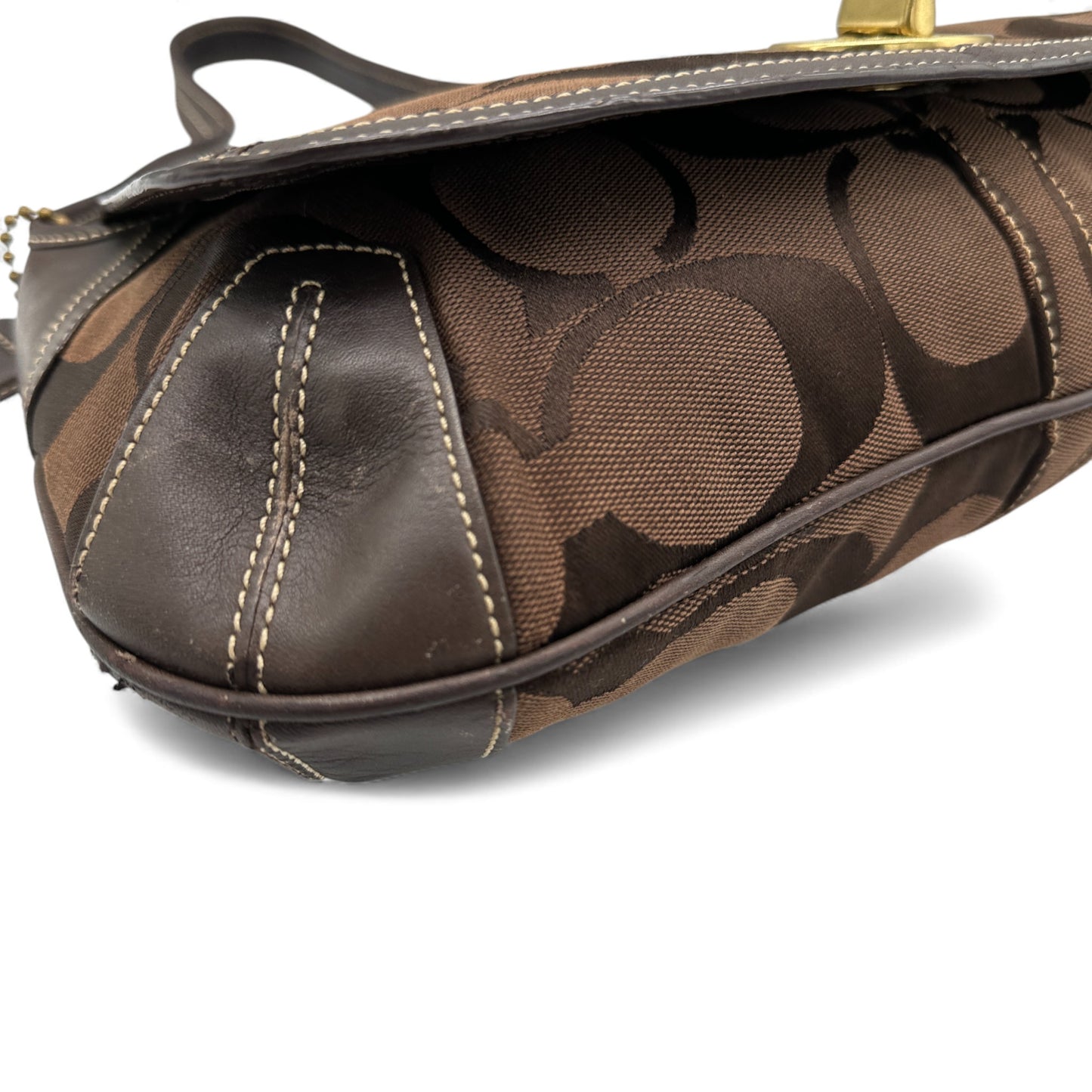 Sac bandoulière vintage Coach 11257 à rabat ergonomique