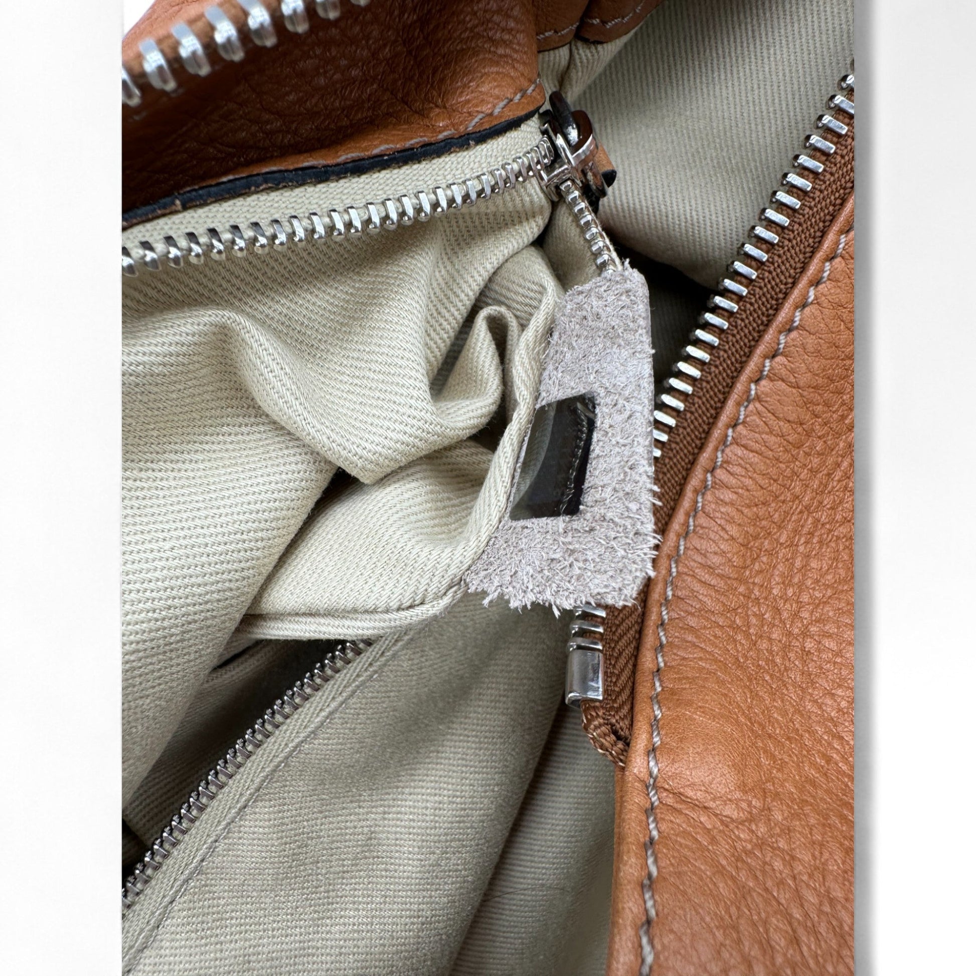 Chloé Paddington in Tan Leather with Brass Padlock Hardware - Thanks it's Vintage