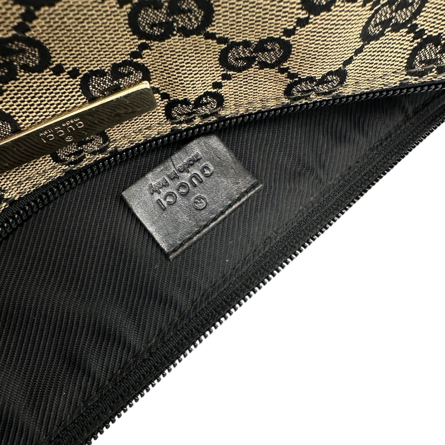 Gucci Boat Pochette 0391103 Shoulder Bag - Thanks it's Vintage