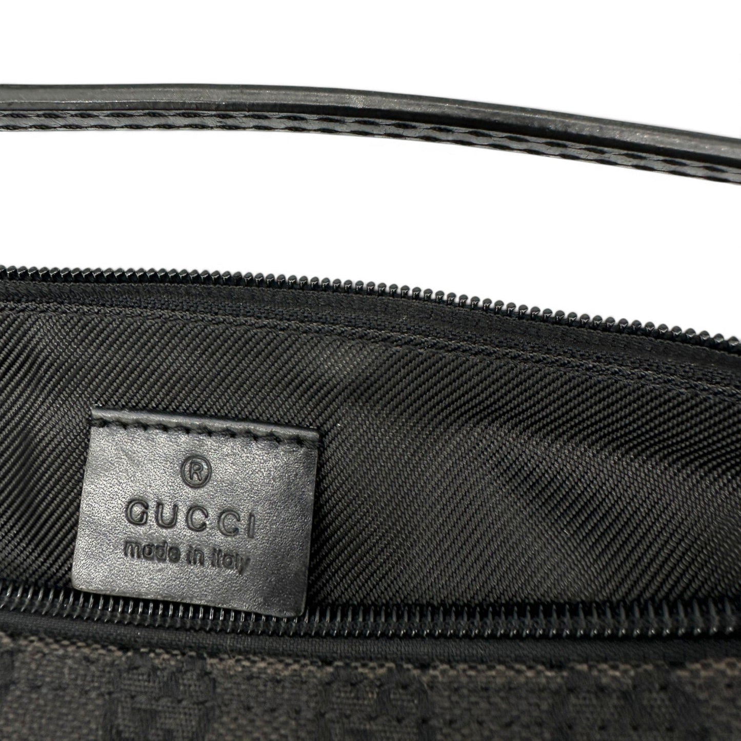 Gucci Boat Pochette 0391103 Shoulder Bag - Thanks it's Vintage