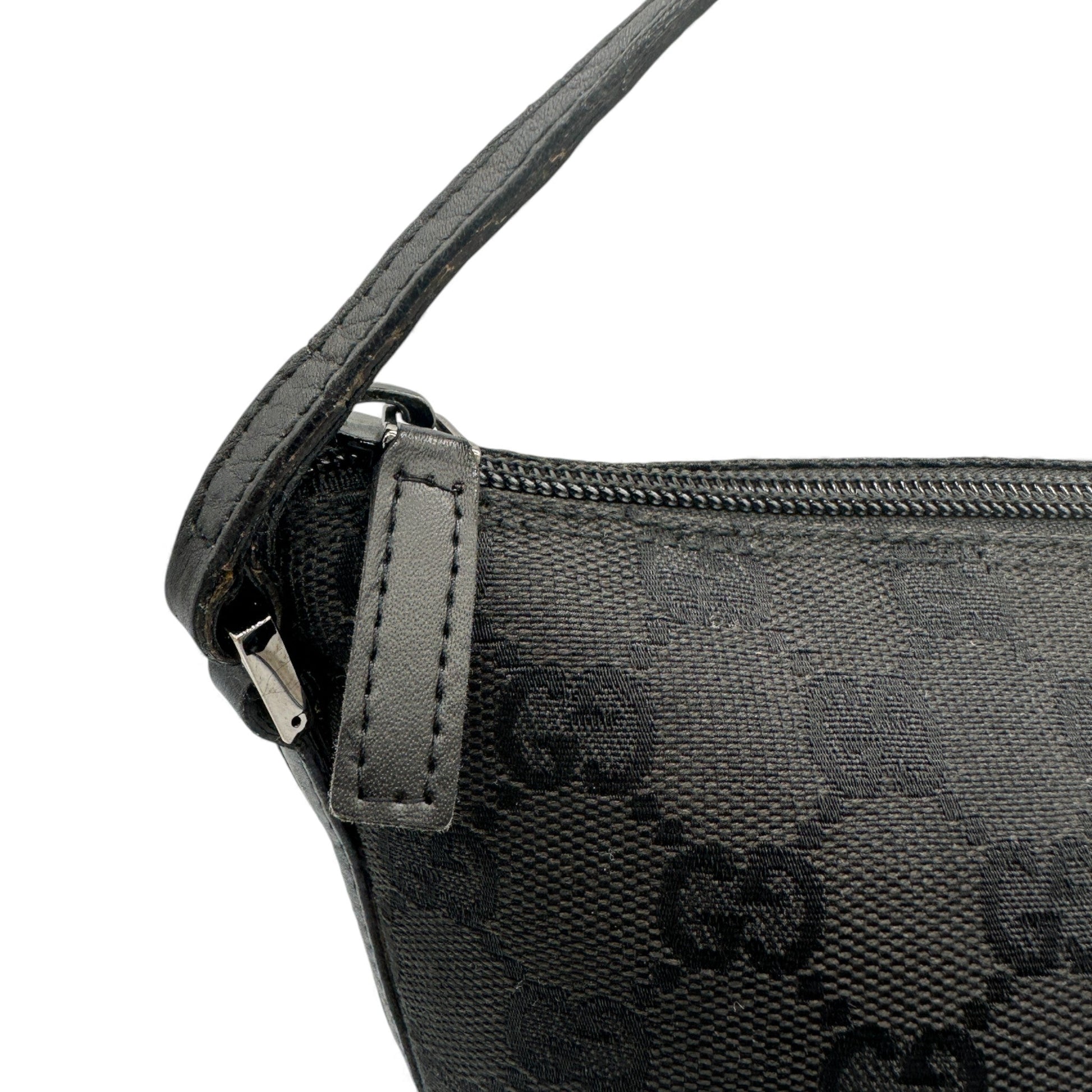 Gucci Boat Pochette 07193 Shoulder Bag - Thanks it's Vintage