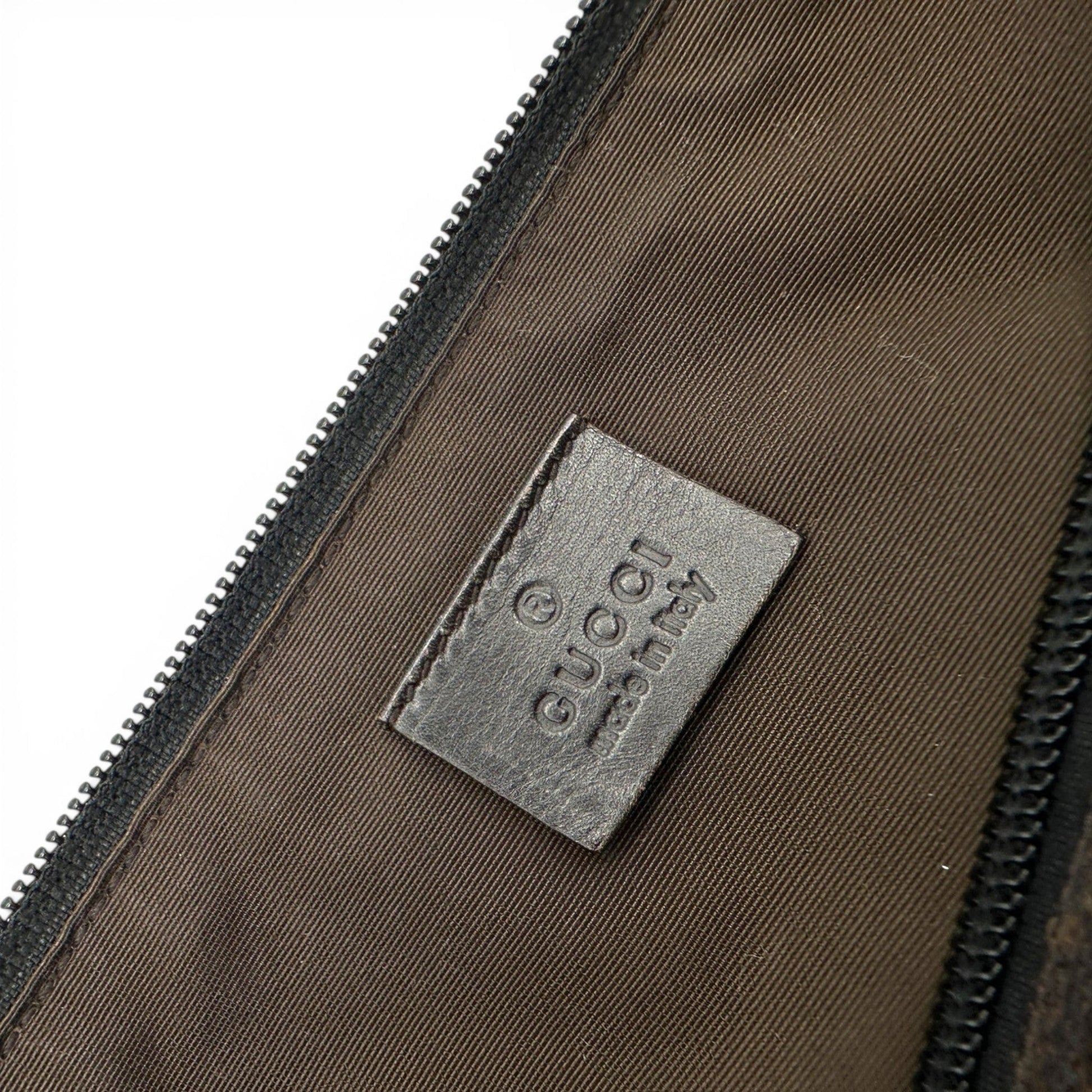Gucci Boat Pochette 07198 Shoulder Bag - Thanks it's Vintage